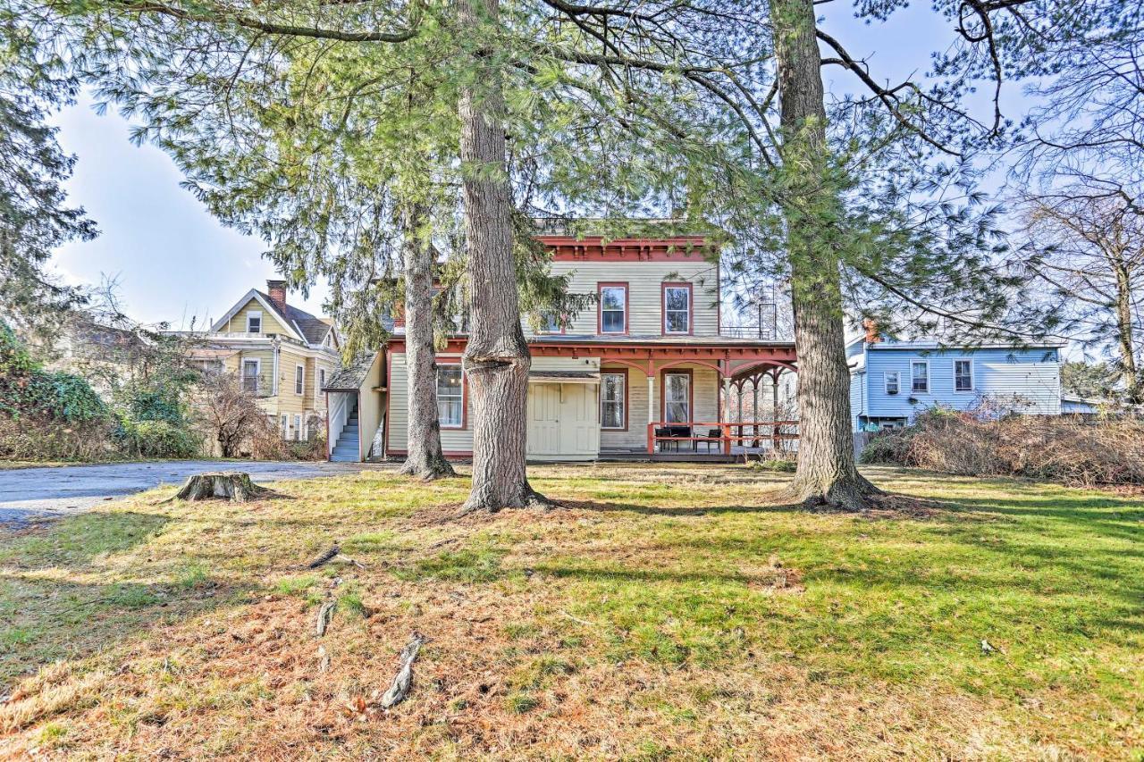 Historic Poughkeepsie Apt - Walkable Location Экстерьер фото