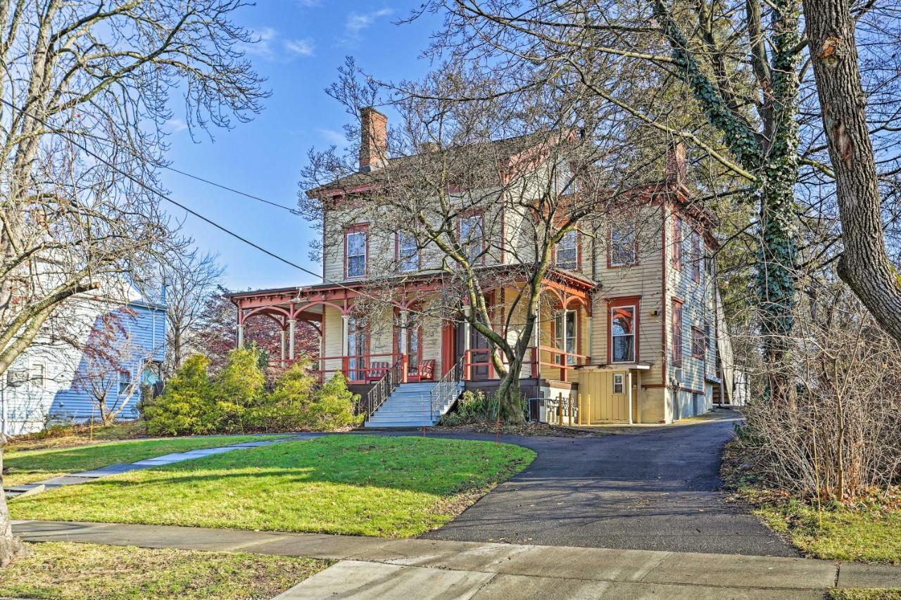 Historic Poughkeepsie Apt - Walkable Location Экстерьер фото
